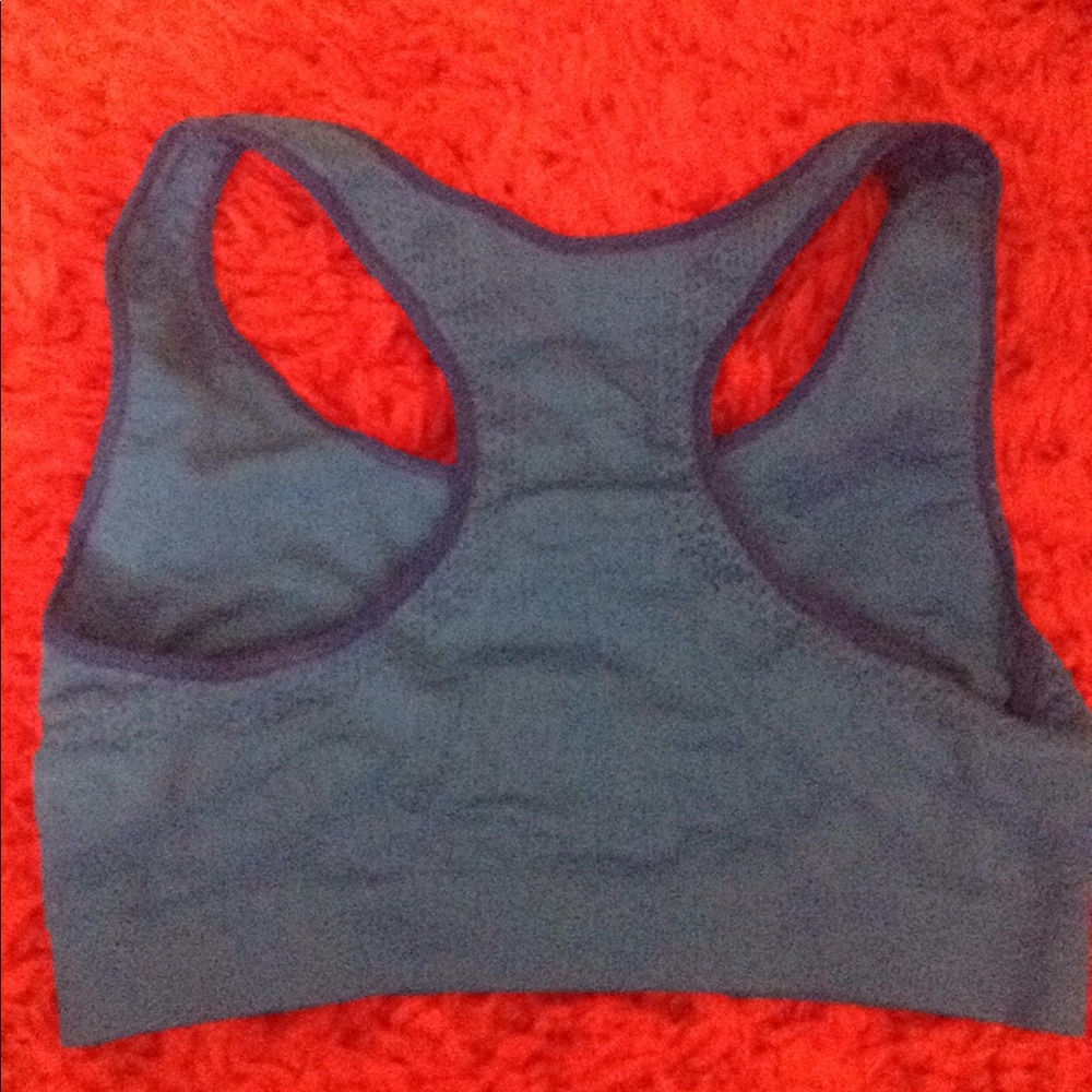 Bras - Picture 2 of 2